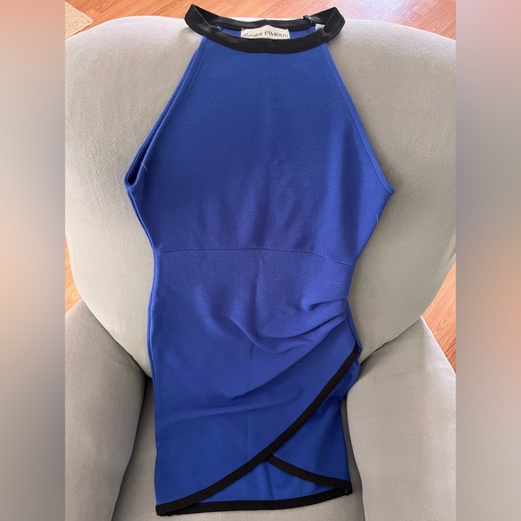 Dresses - Picture 6 of 10